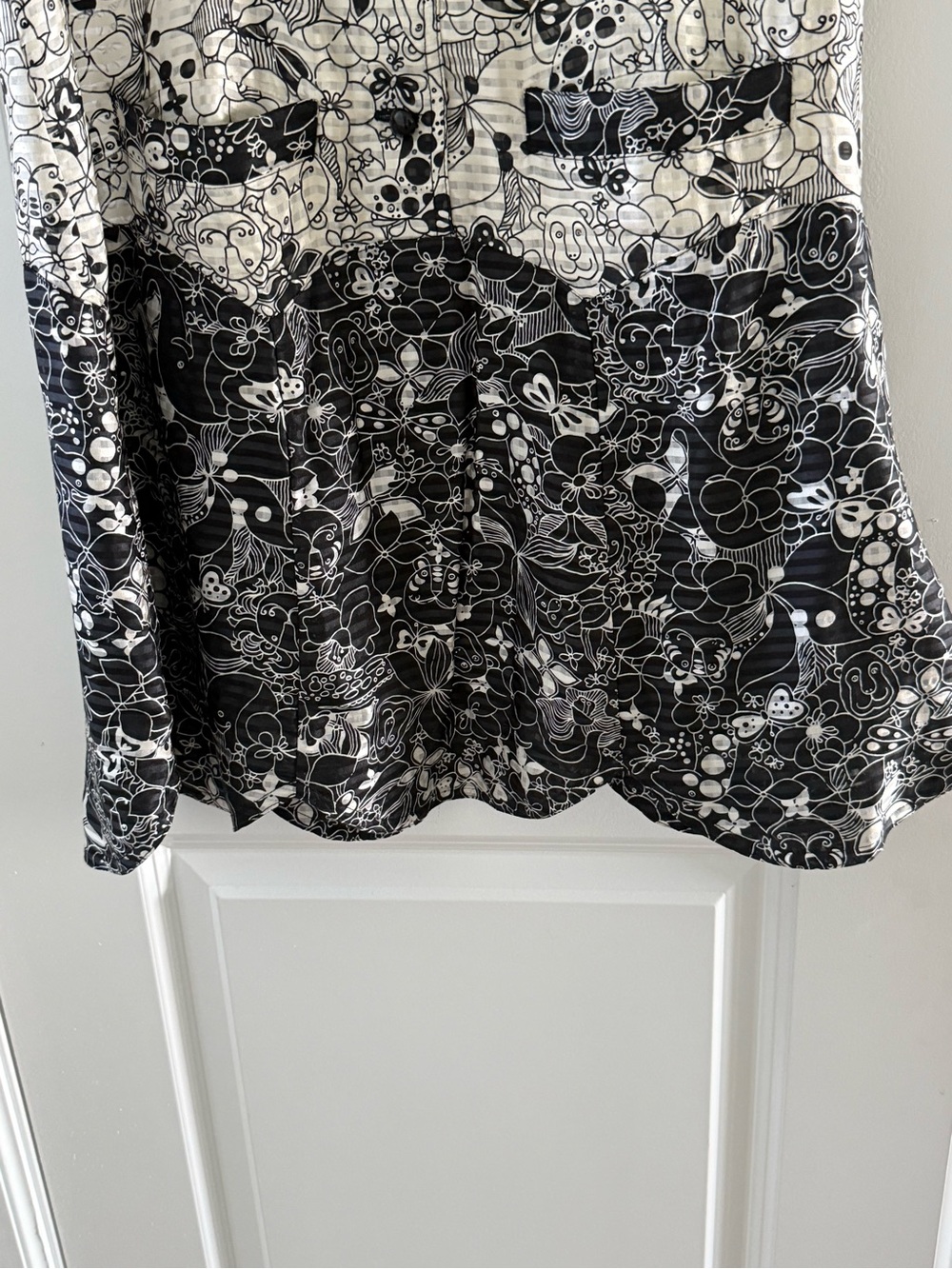 Anna Sui Sleeveless Black & White Floral Button-Front Dress Silk Blend Size 4 - Picture 6 of 8